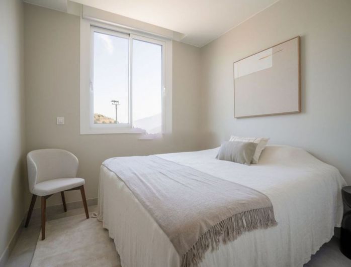 Image No.19-3 Bed Apartment for sale