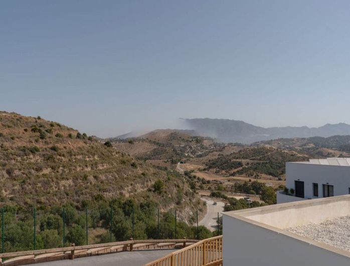 Image No.26-3 Bed Apartment for sale