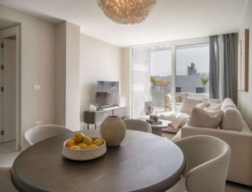 1447-530708-78d1f4f8b6655591b02d22fabb36a692d