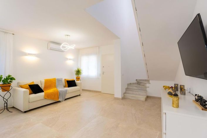 Image No.6-4 Bed Villa for sale