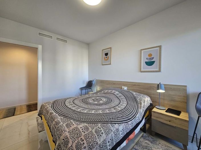 Image No.15-2 Bed Apartment for sale