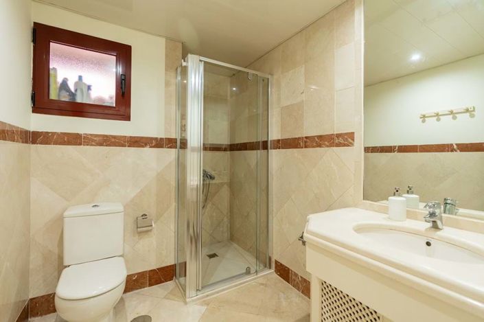 Image No.14-3 Bed Apartment for sale