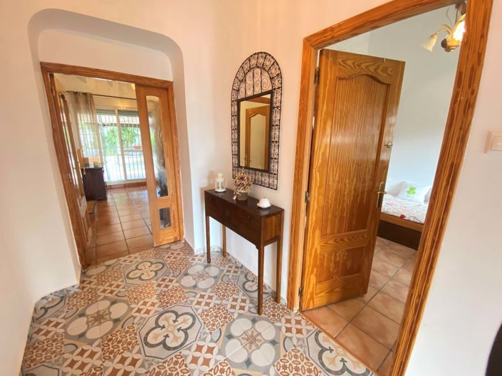 Image No.3-3 Bed Villa for sale