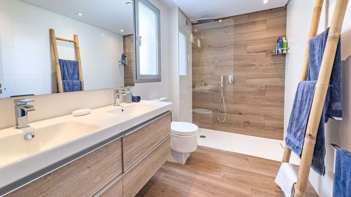 Image No.8-2 Bed Apartment for sale