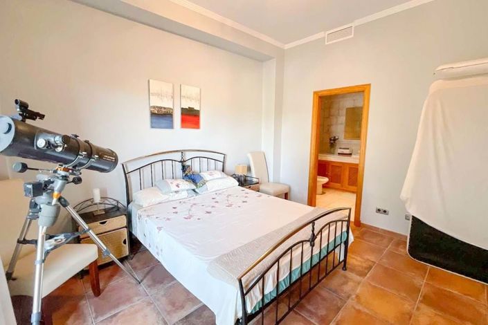 Image No.19-4 Bed Villa for sale