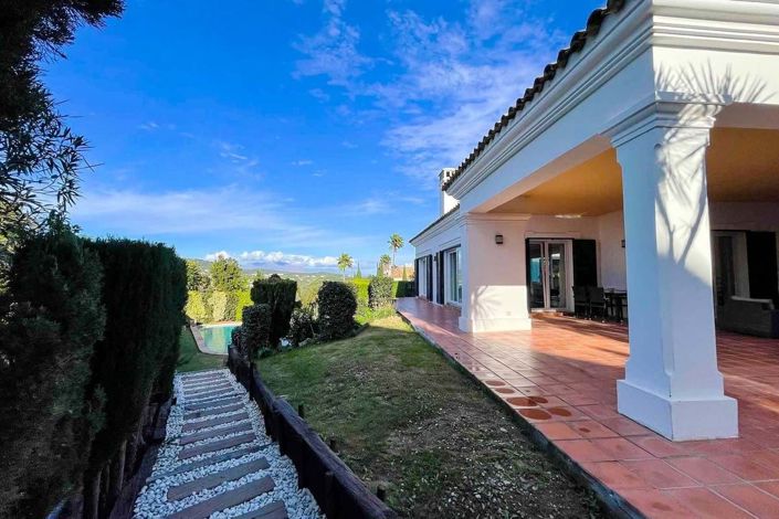 Image No.29-4 Bed Villa for sale