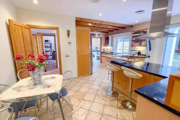 Image No.7-4 Bed Villa for sale