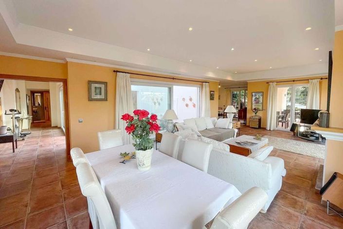 Image No.9-4 Bed Villa for sale