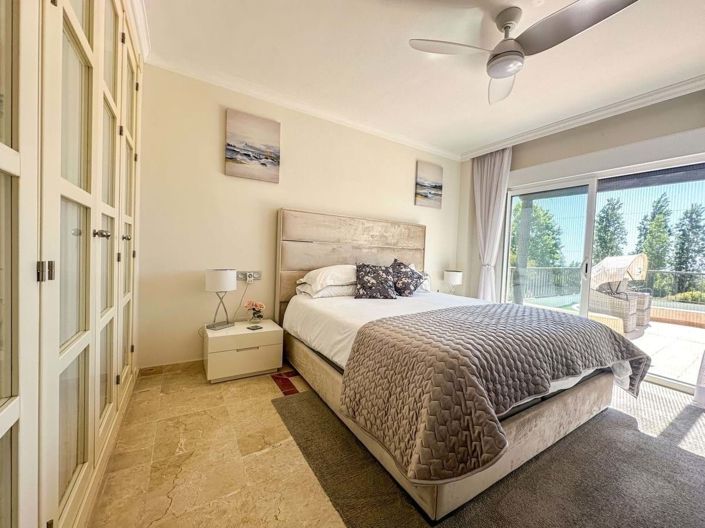 Image No.11-3 Bed Apartment for sale