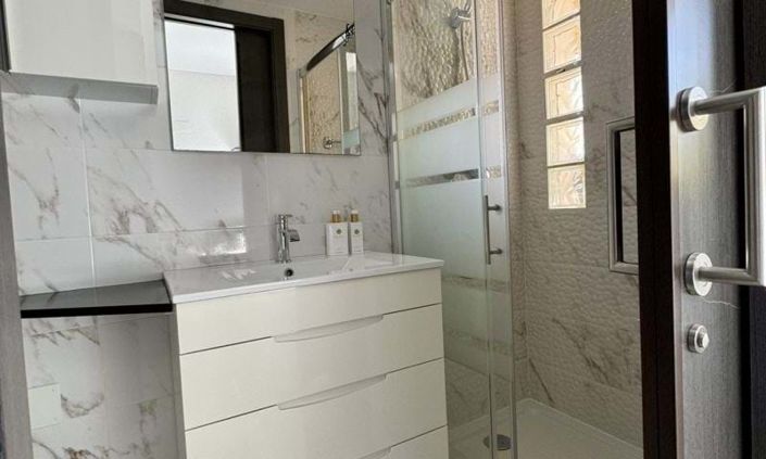 Image No.40-2 Bed Apartment for sale