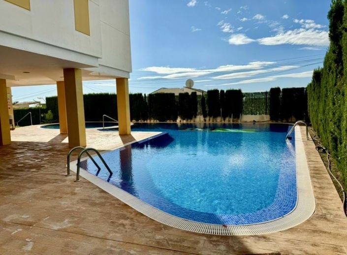 Image No.45-2 Bed Apartment for sale