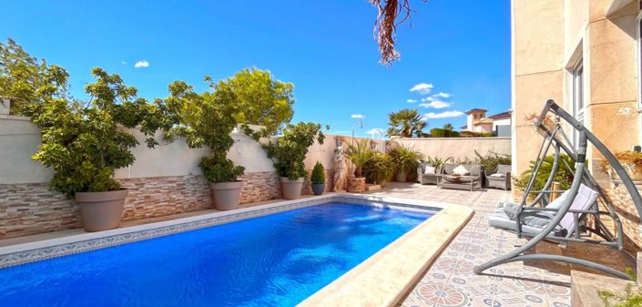 Image No.23-4 Bed Villa for sale