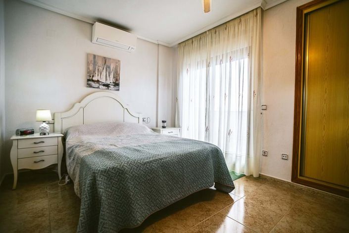 Image No.14-3 Bed Villa for sale