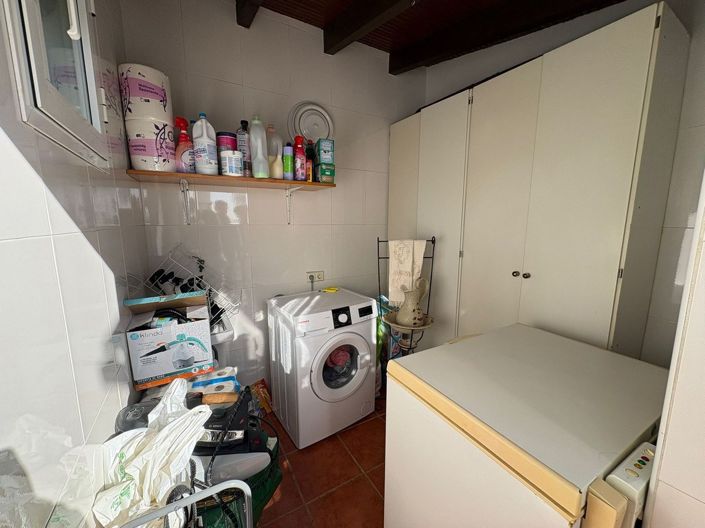 Image No.37-3 Bed Villa for sale