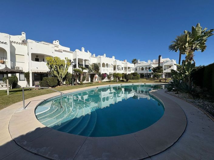 Image No.29-3 Bed Townhouse for sale