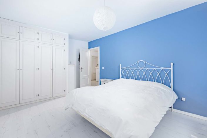 Image No.8-3 Bed Apartment for sale