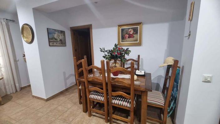 Image No.20-3 Bed Villa for sale