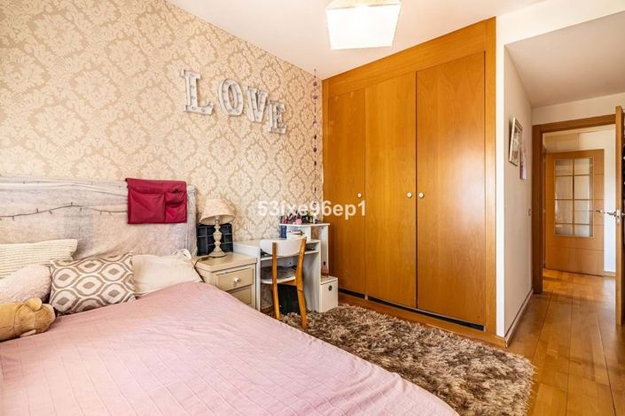 Image No.13-3 Bed Apartment for sale