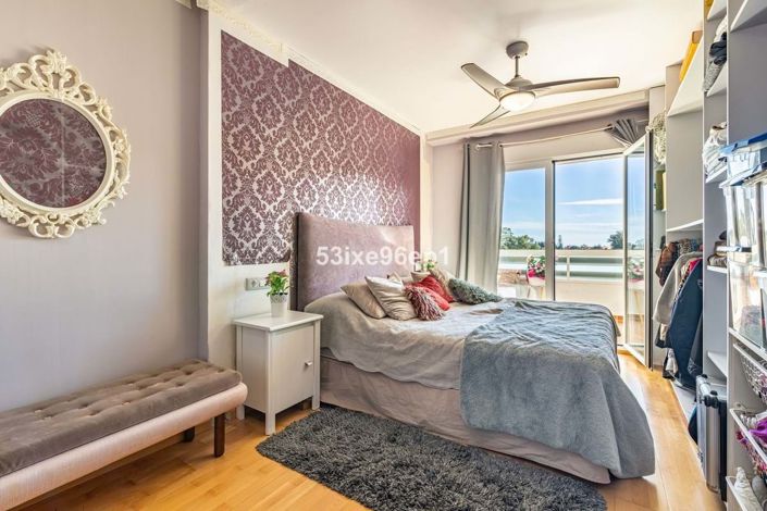 Image No.15-3 Bed Apartment for sale