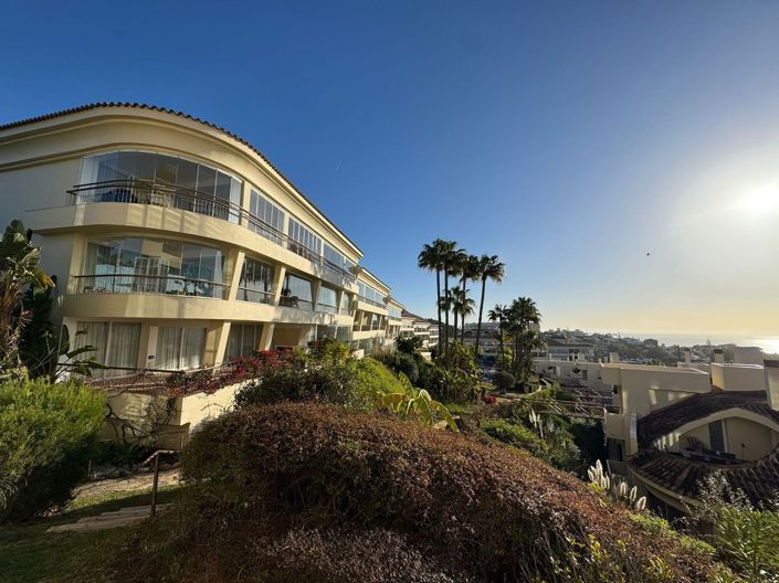 Image No.12-3 Bed Apartment for sale