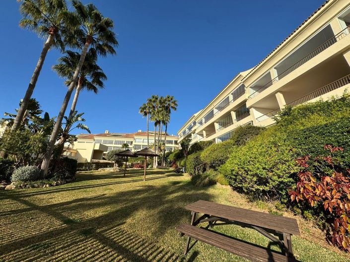 Image No.28-3 Bed Apartment for sale