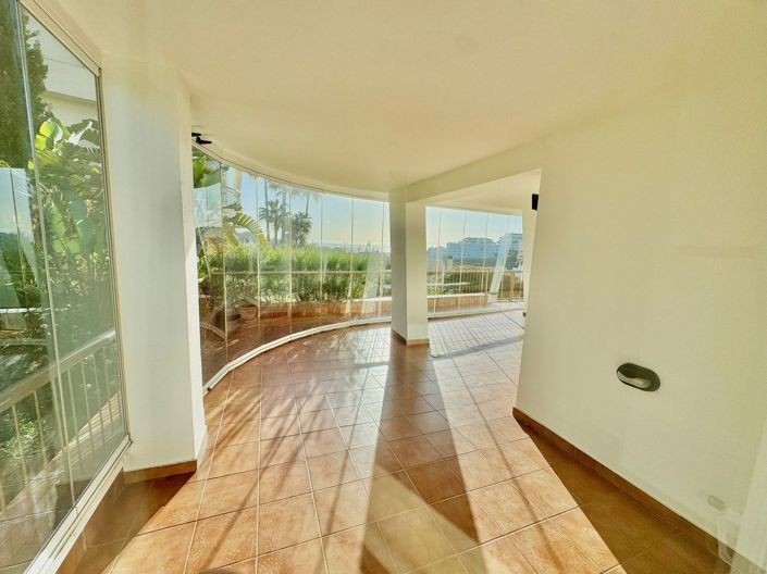 Image No.6-3 Bed Apartment for sale