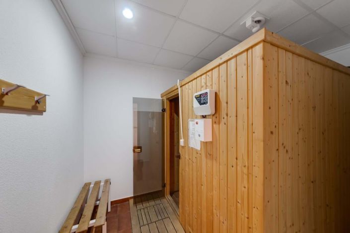 Image No.29-3 Bed Townhouse for sale