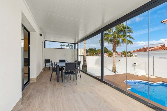 Image No.4-3 Bed Townhouse for sale