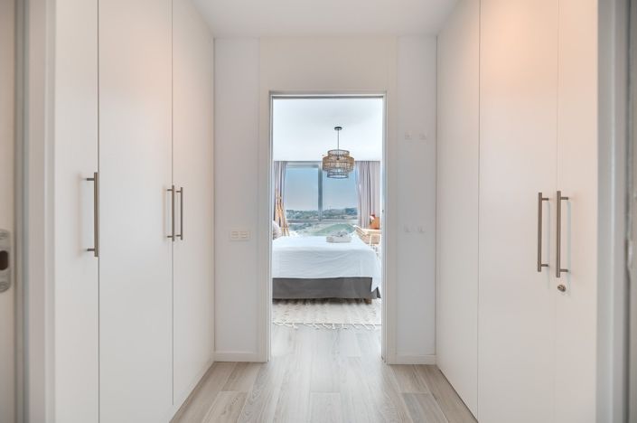 Image No.16-3 Bed Townhouse for sale