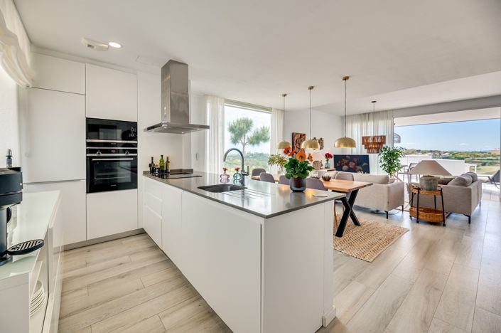 Image No.6-3 Bed Townhouse for sale