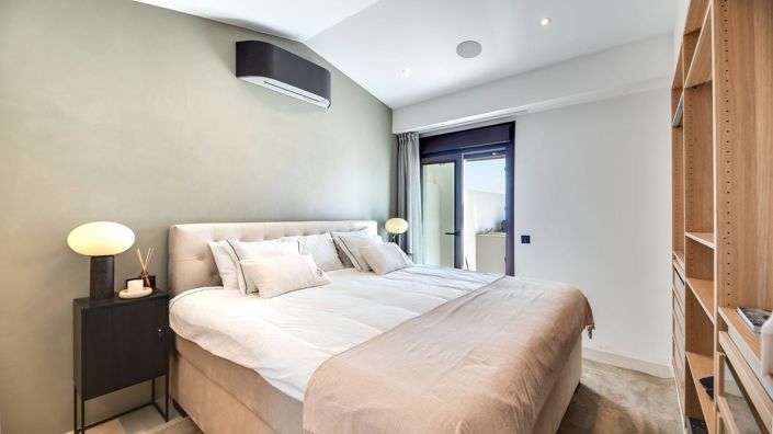 Image No.12-3 Bed Apartment for sale