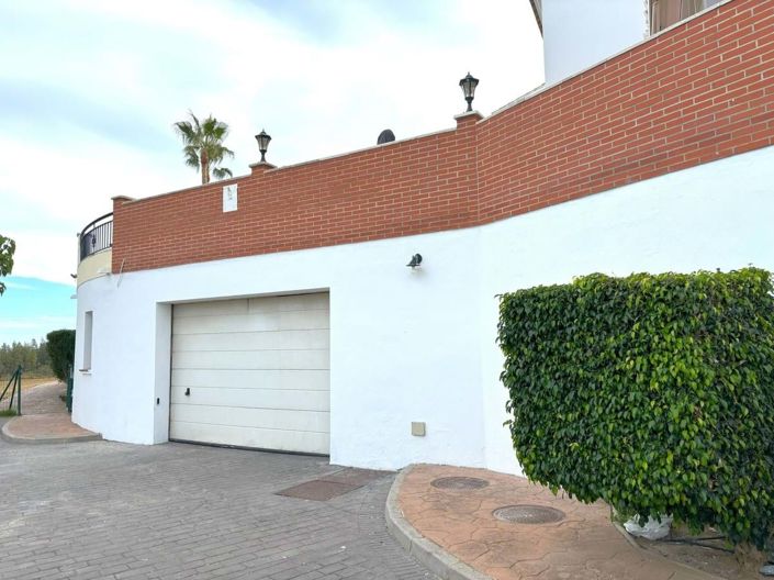 Image No.15-5 Bed Villa for sale