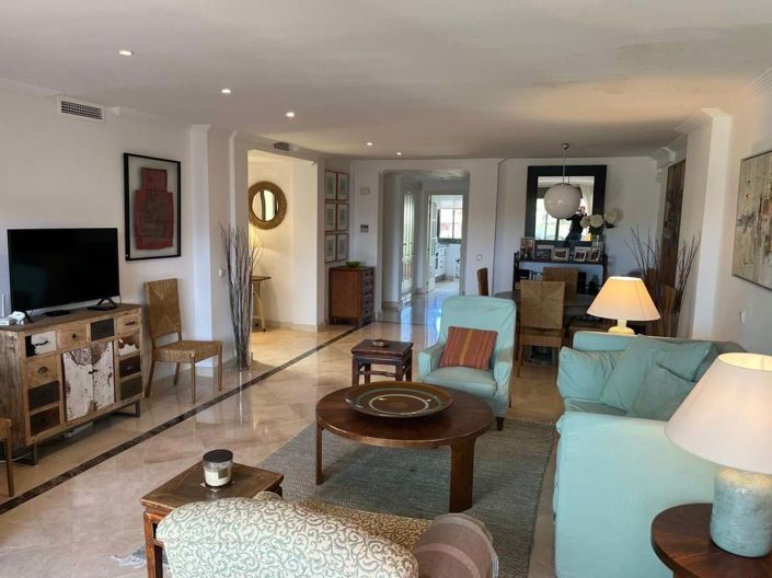 Image No.10-3 Bed Apartment for sale