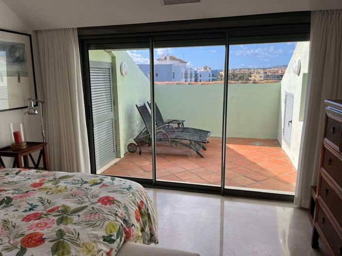 Image No.28-3 Bed Apartment for sale