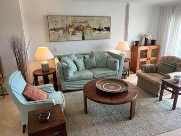 1447-609126-78d1f4f8b6655591b02d22fabb36a692d