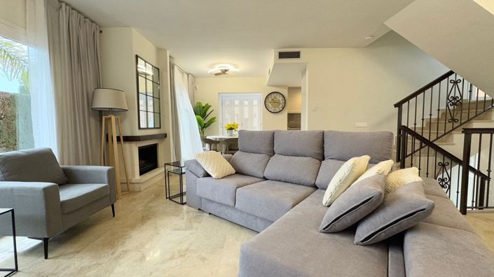 Image No.5-4 Bed Semi-Detached for sale