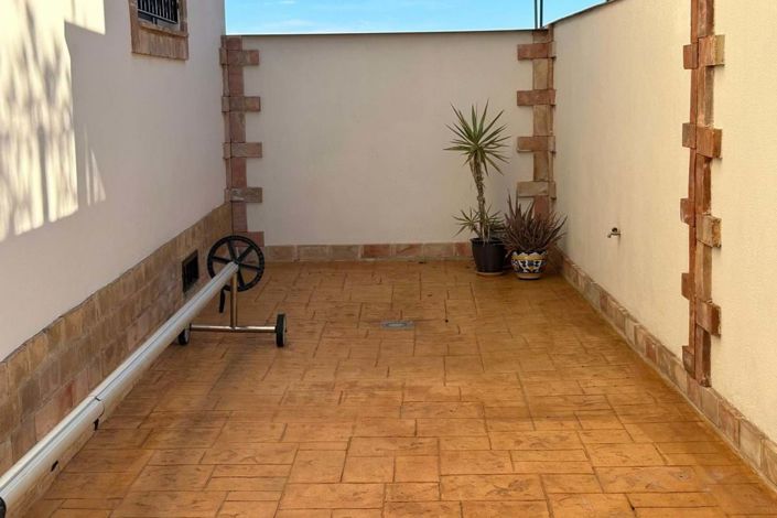 Image No.33-3 Bed Villa for sale