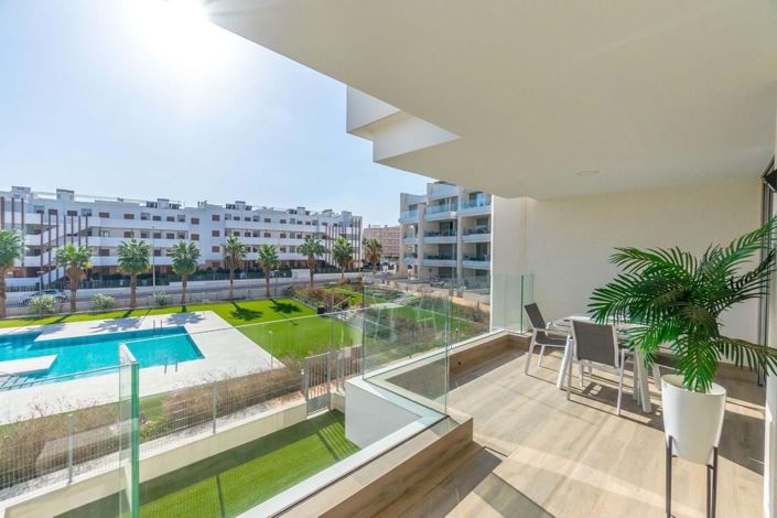 Image No.2-2 Bed Apartment for sale