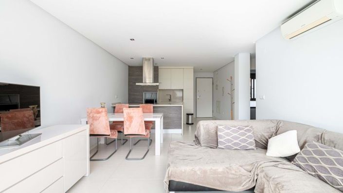 Image No.20-2 Bed Apartment for sale