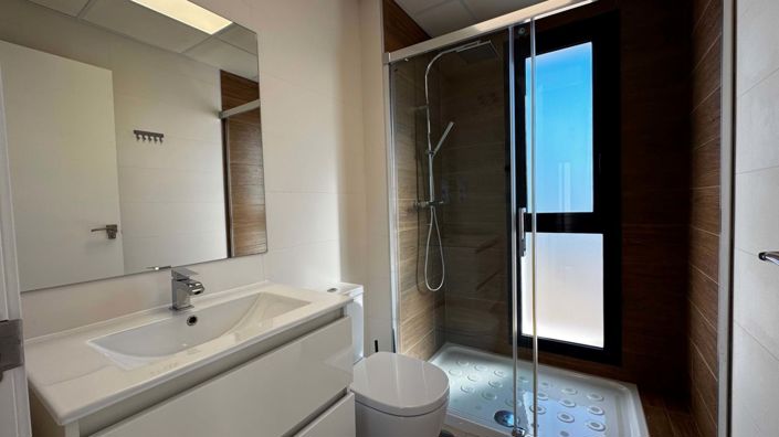 Image No.15-3 Bed Villa for sale