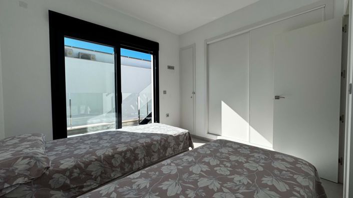 Image No.16-3 Bed Villa for sale