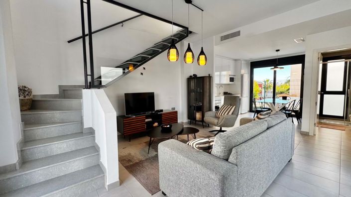 Image No.5-3 Bed Villa for sale