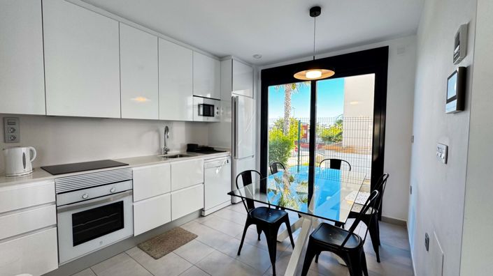 Image No.8-3 Bed Villa for sale