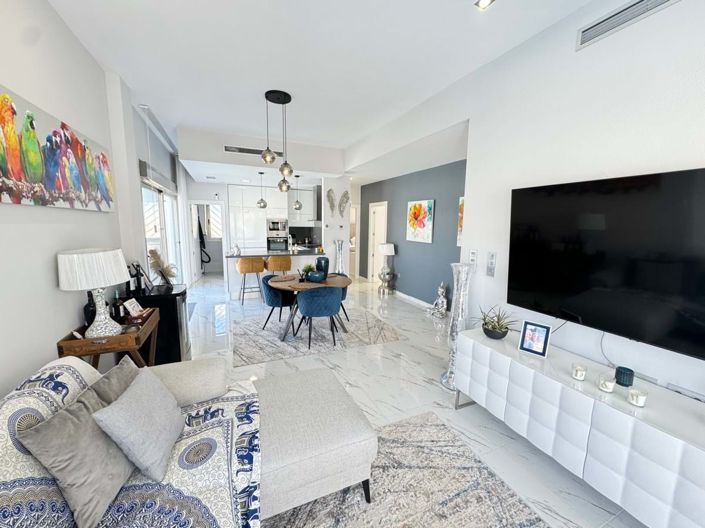 Image No.10-3 Bed Villa for sale