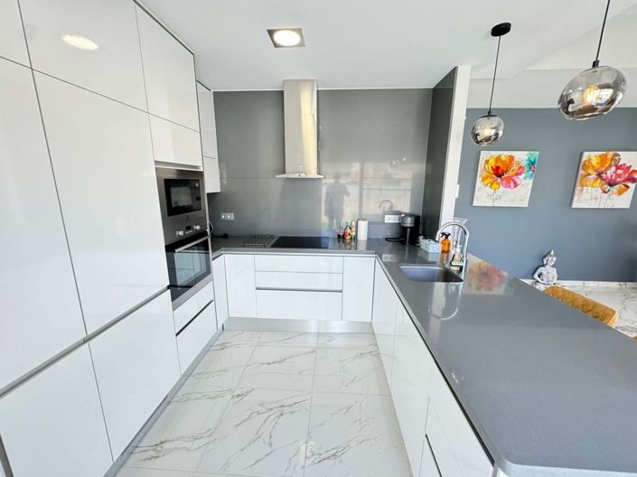 Image No.13-3 Bed Villa for sale