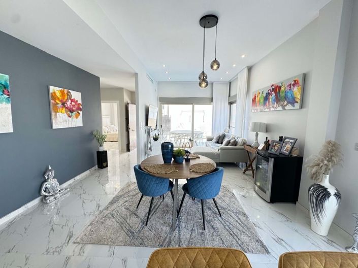 Image No.15-3 Bed Villa for sale