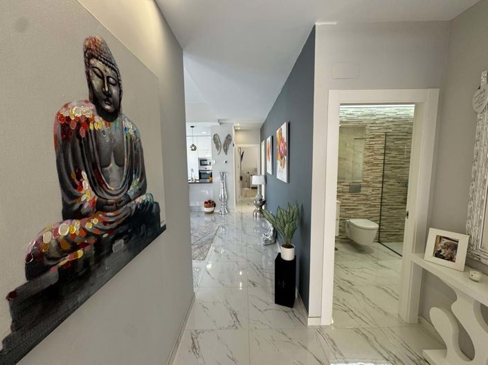 Image No.16-3 Bed Villa for sale