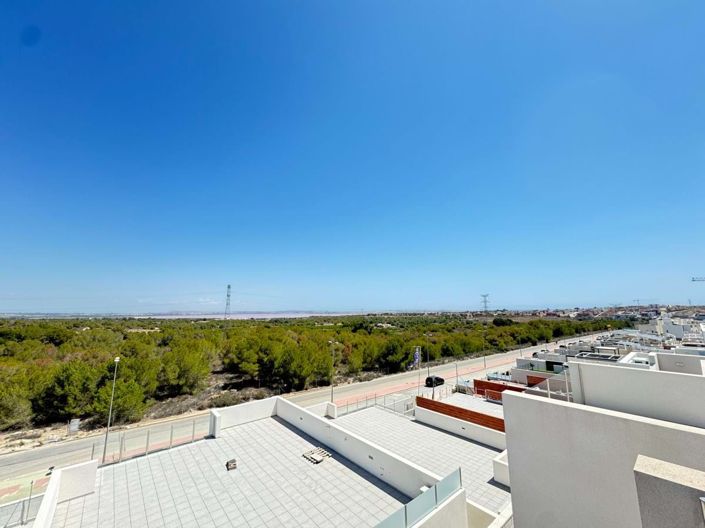 Image No.3-3 Bed Villa for sale