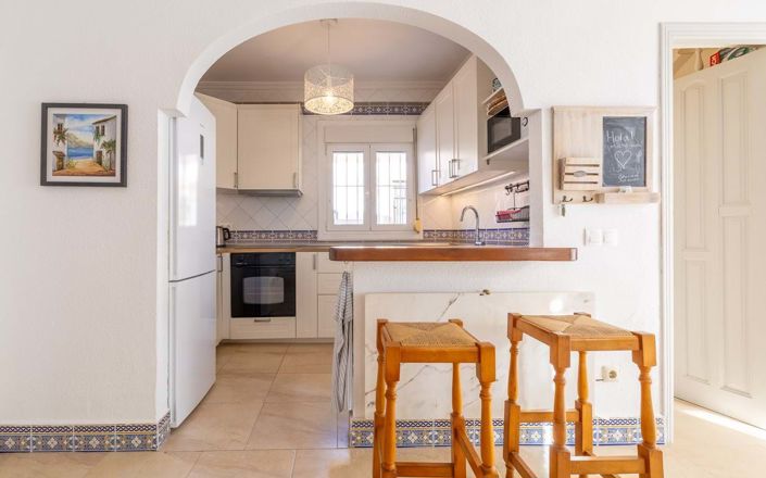 Image No.12-3 Bed Villa for sale