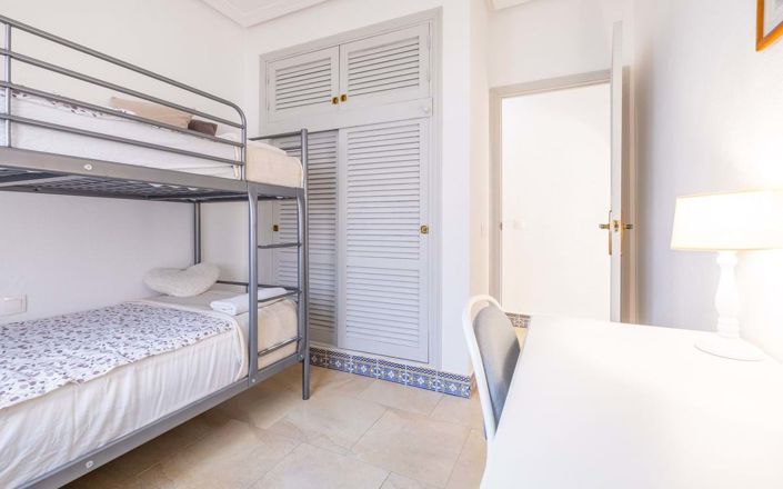 Image No.18-3 Bed Villa for sale